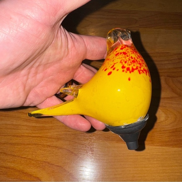 Yellow And Red Hand Blown Glass Bird 5” x 3” - Light Up Lawn Ornament? - Picture 3 of 16